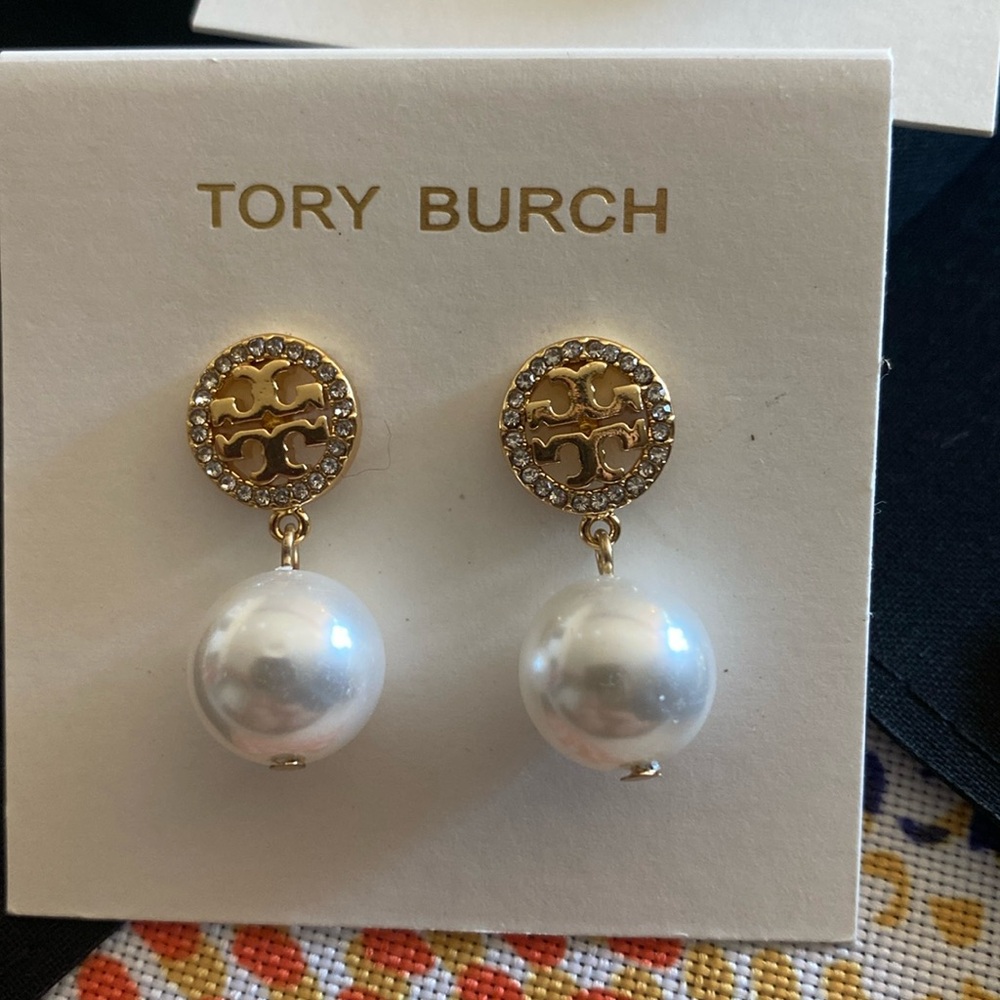 Tory Burch Pearl earrings